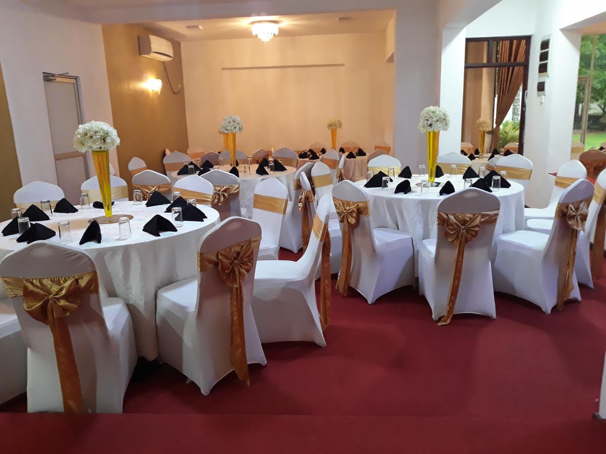The Kingston Hotel Кирибатгода Экстерьер фото